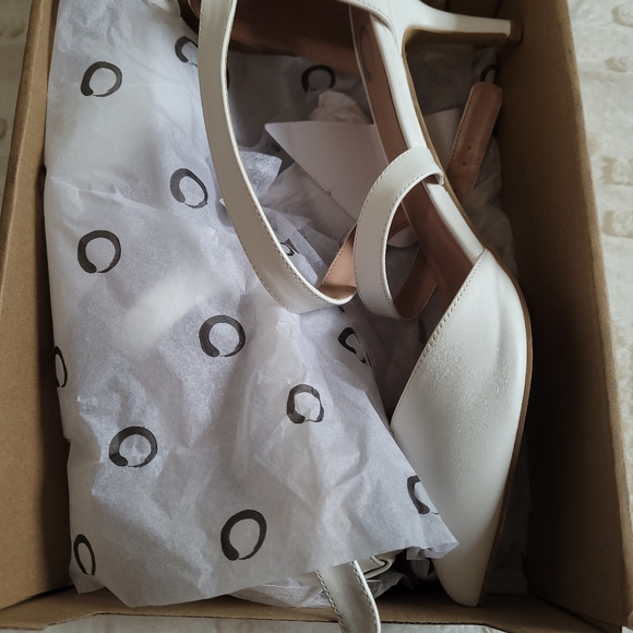 Journey + Crew Wedding Shoes - Picture 2 of 7